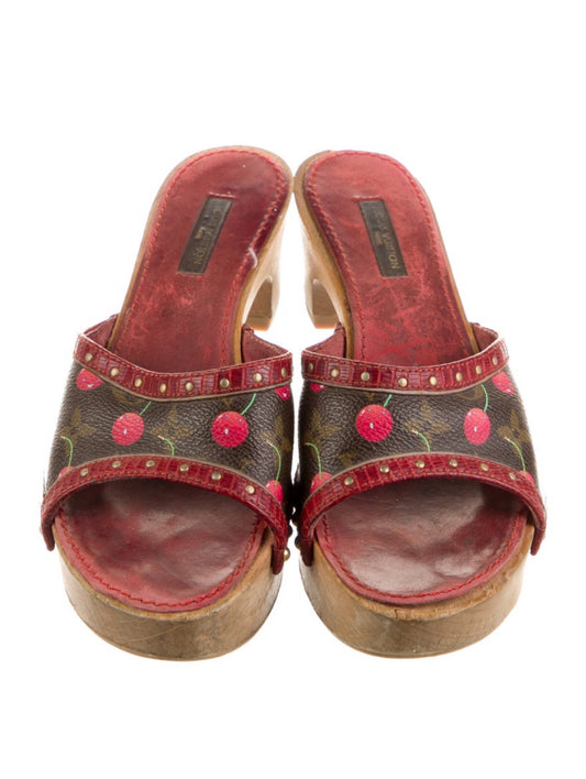 Louis Vuitton Heels Size 6