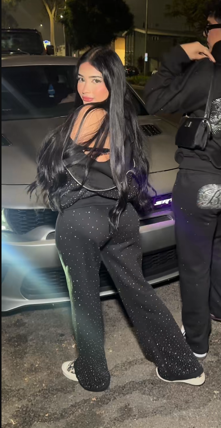 BELANI LOGO RHINESTONE SET